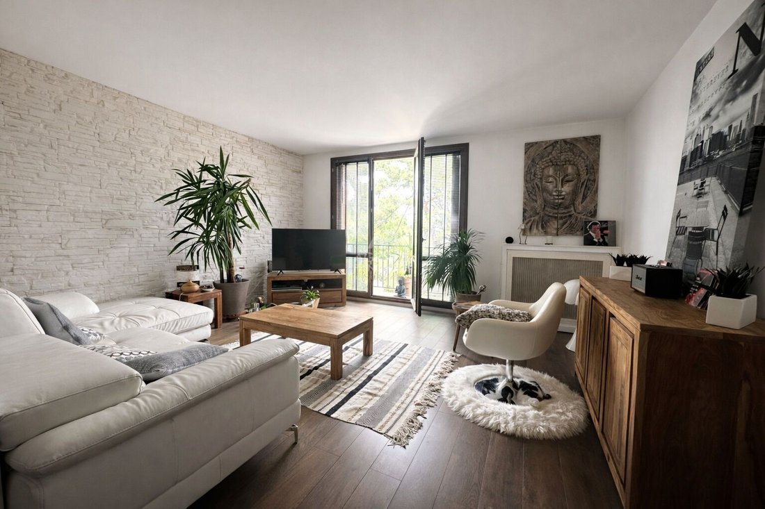Apartment in Beau Site-Pommerets-Binelles, Sevres, France 1 - 17336974