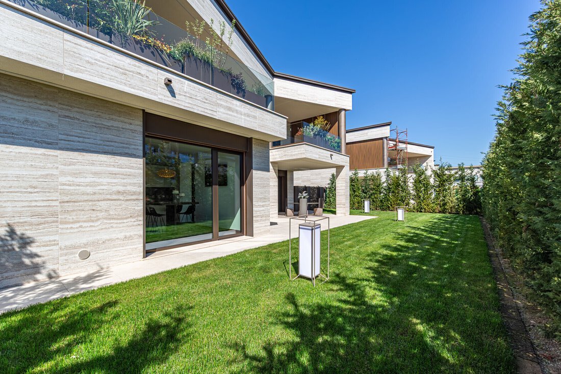 Villa in Burago di Molgora, Lombardy, Italy 5 - 17928794