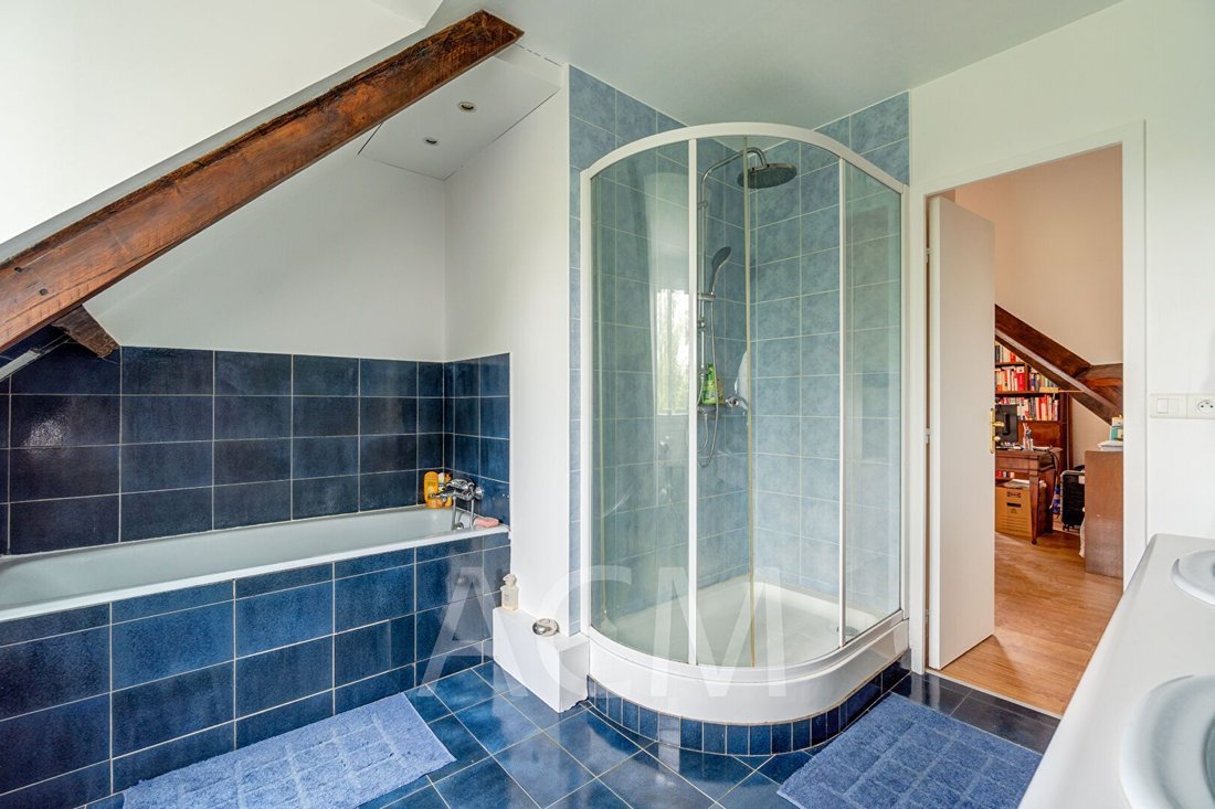 House in Sud, Le Mesnil-le-Roi, France 5 - 17759583