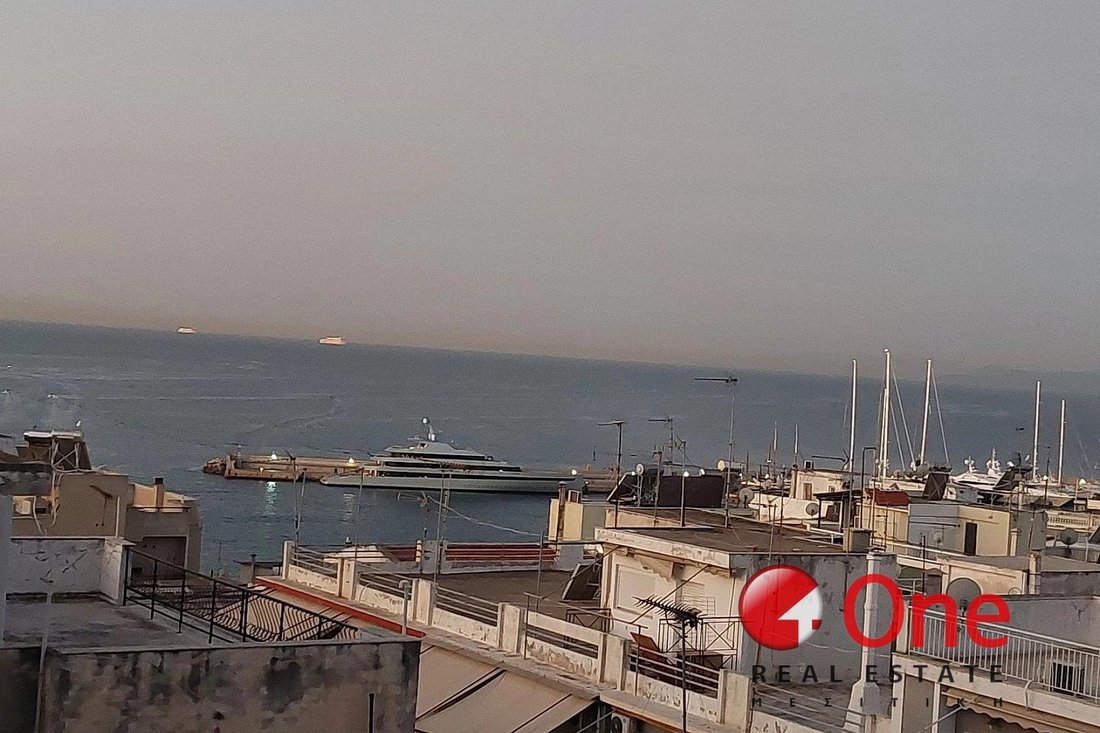 House in 2nd District of Piraeus, Piraeus, Greece 1 - 17930780