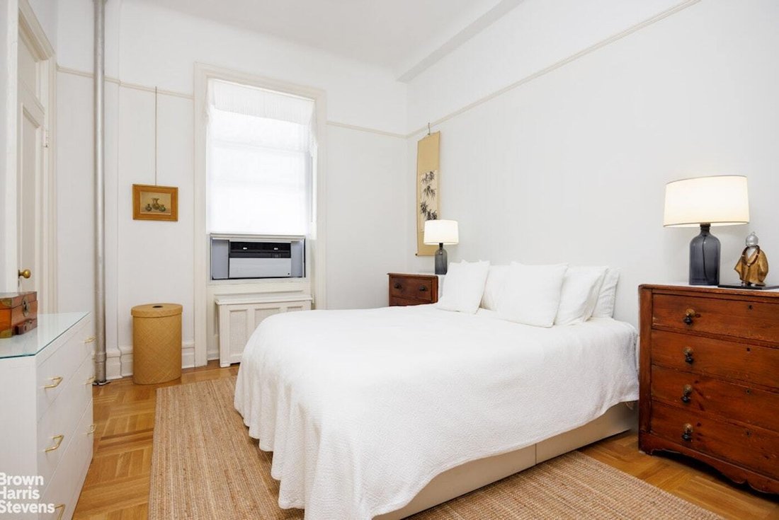 Co Op in New York, New York, United States 5 - 16966111