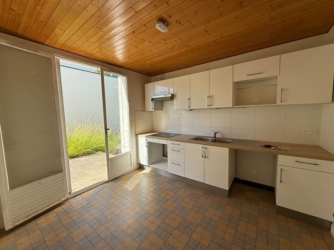 House in L'Étang-la-Ville, Ile-de-France, France 4 - 16099728