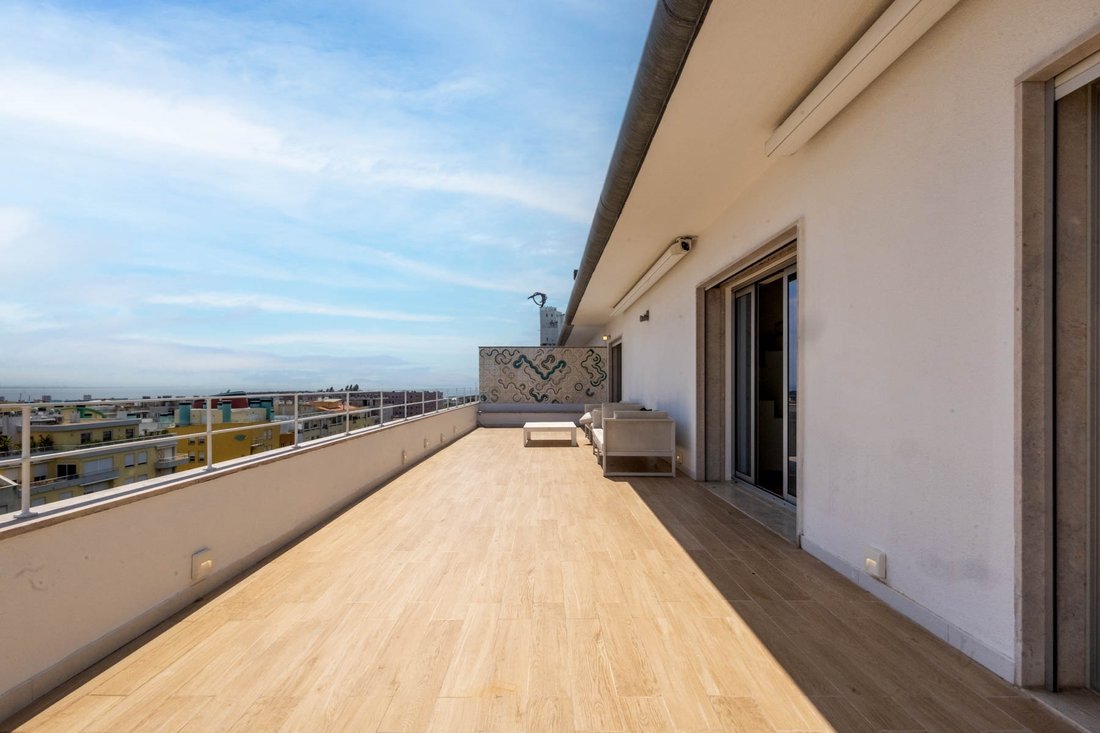Arroios, Lisbon, Portugal 2 - 17925032