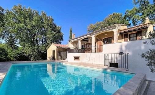 House in Saint-Michel-d'Euzet, Occitania, France 1