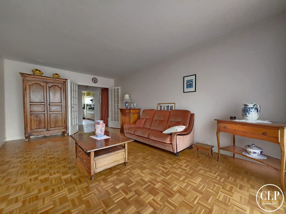 Apartment in Arrondissement of Bobigny, Ile-de-France, France 3 - 16645285