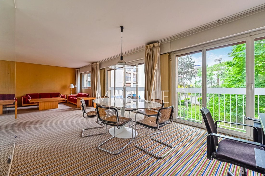 Apartment in Saint Lambert, Paris 15e Arrondissement, Paris 2 - 17841837