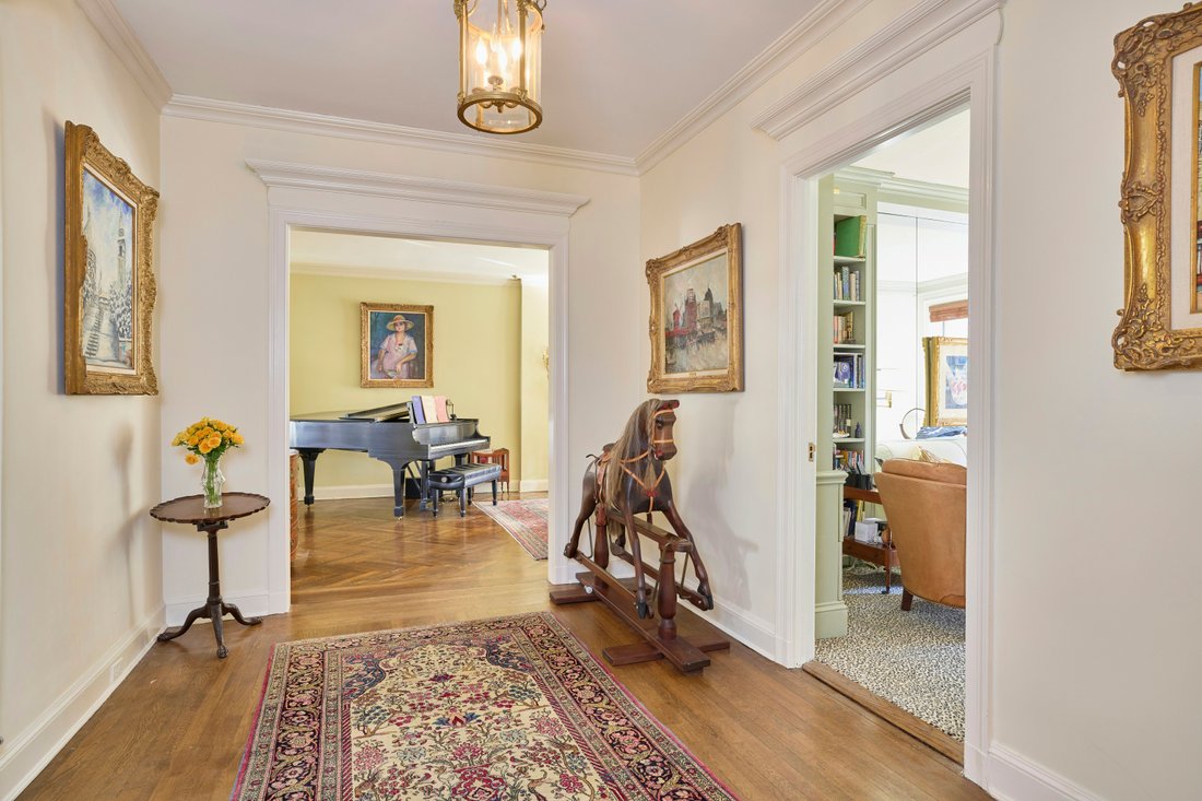 Co Op in New York, New York, United States 3 - 17410779