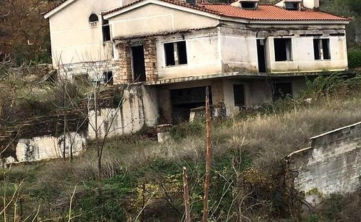 Casa in Oropos, Attica, Grecia 1