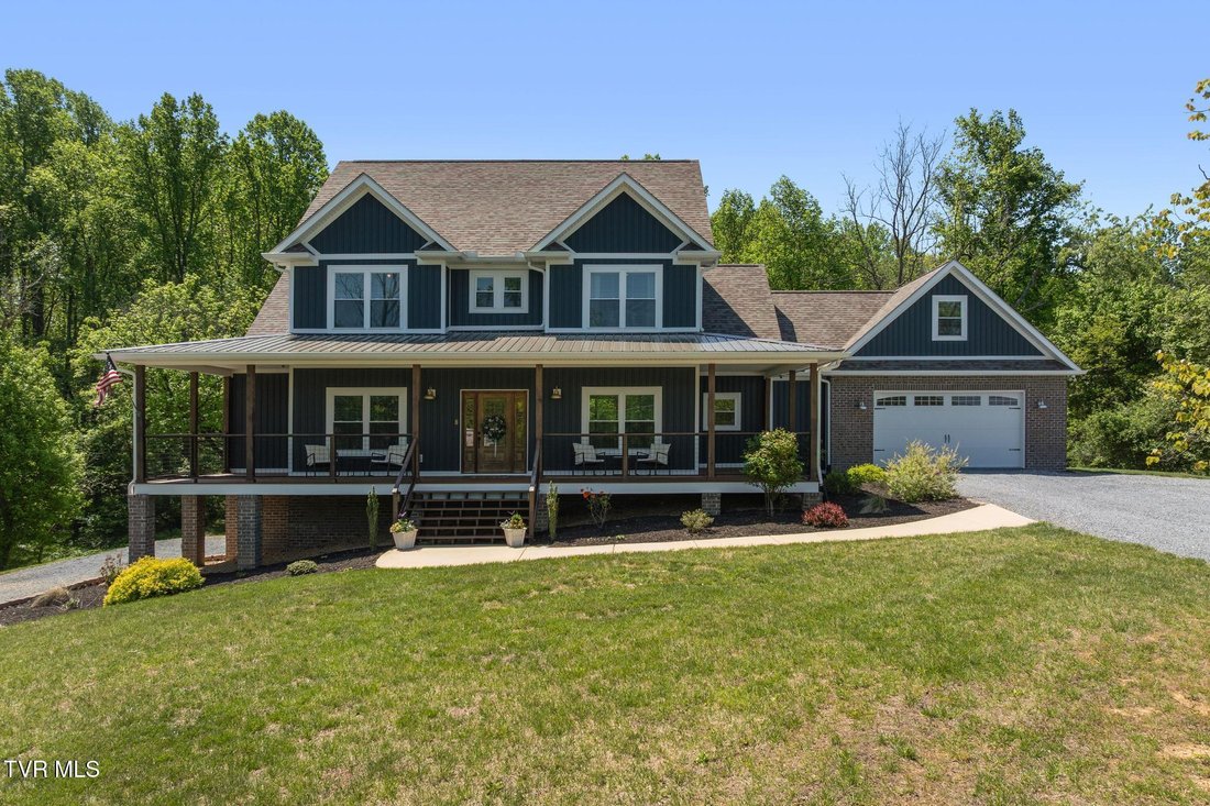 House in Elizabethton, Tennessee, United States 1 - 17945405