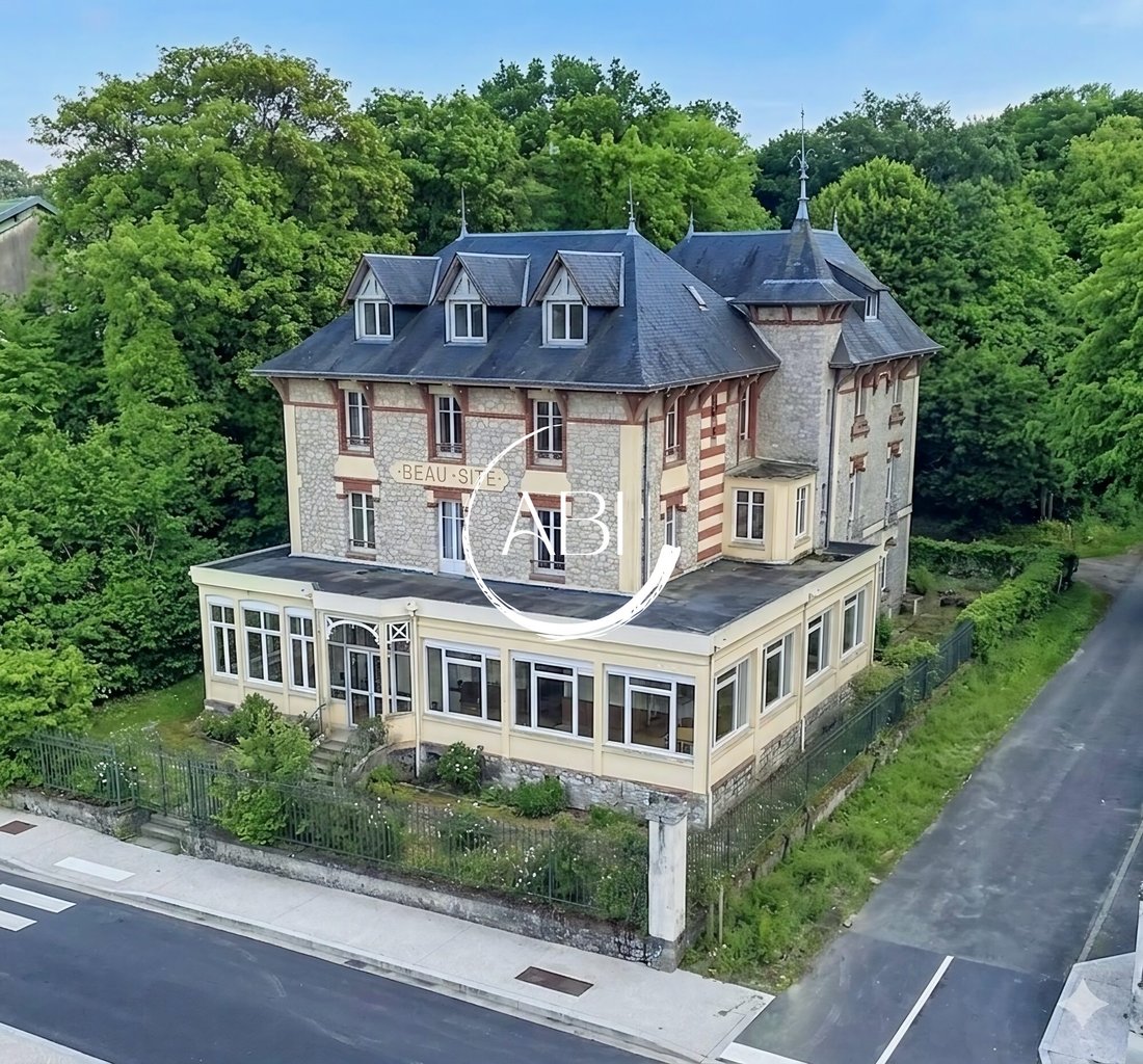 Villa in Bagnoles-de-l'Orne-Normandie, Normandy, France 1 - 17936662