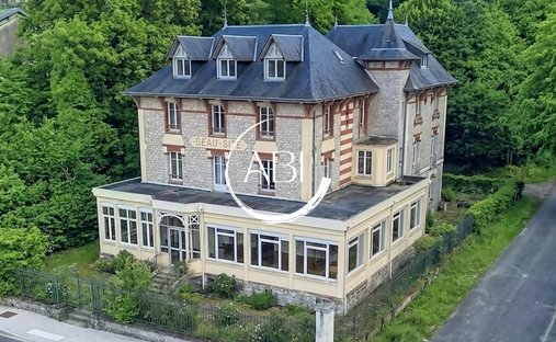 Villa in Bagnoles-de-l'Orne-Normandie, Normandy, France 1