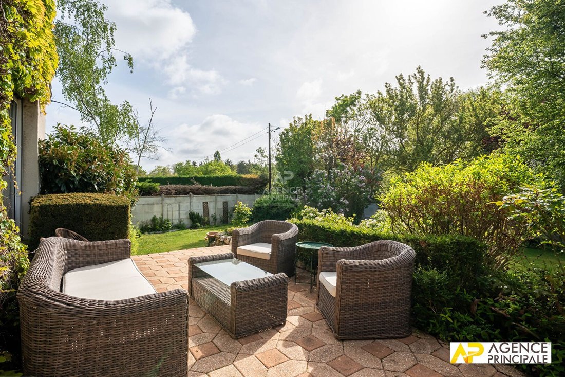 House in Sud, Le Mesnil-le-Roi, France 2 - 17829058