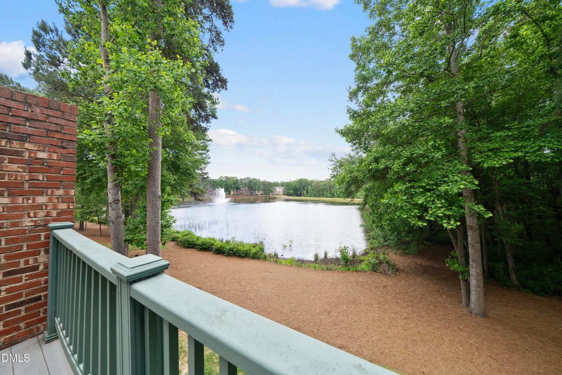 Townhouse in Raleigh, North Carolina, United States 2 - 17929208