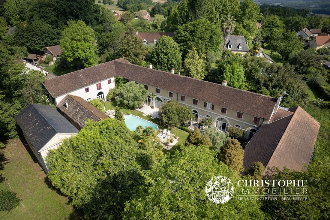 House in Pau, Nouvelle-Aquitaine, France 1 - 16297102