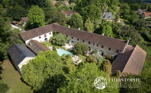 Haus in Pau, Neu-Aquitanien, Frankreich 1