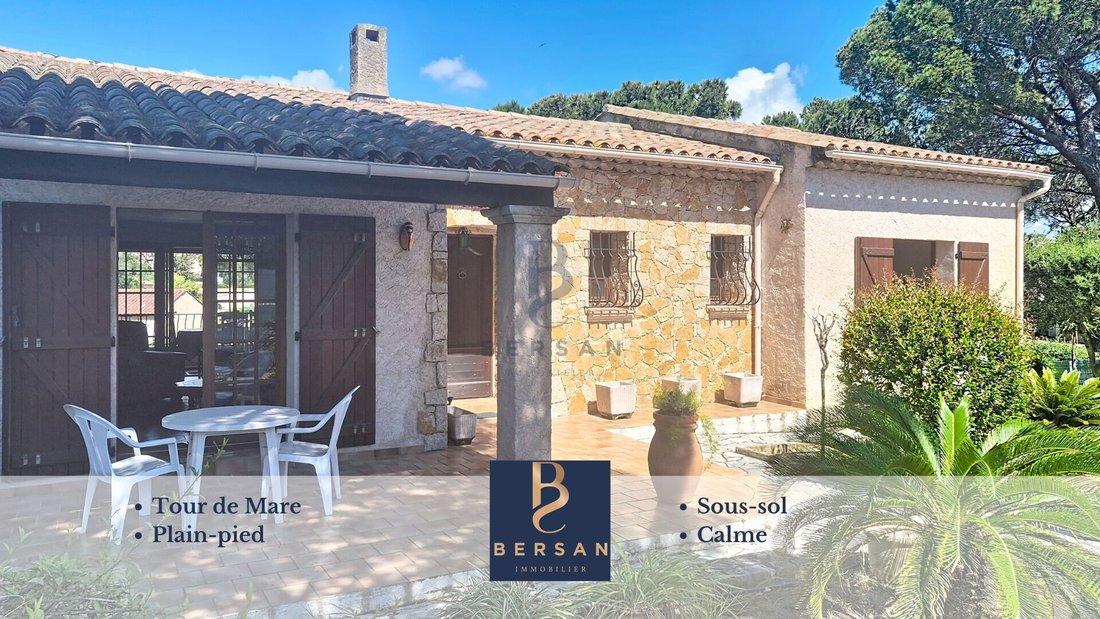 Villa in Exterieurs, Frejus, France 1 - 17889007