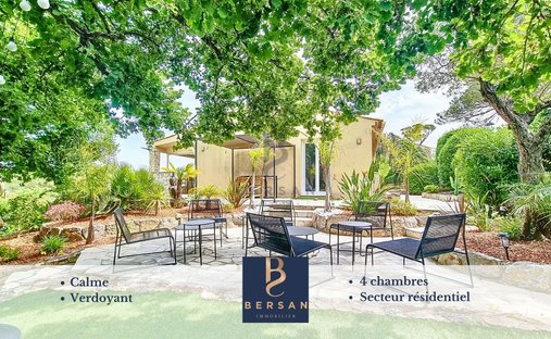 Villa in Exterieurs, Frejus, France 1
