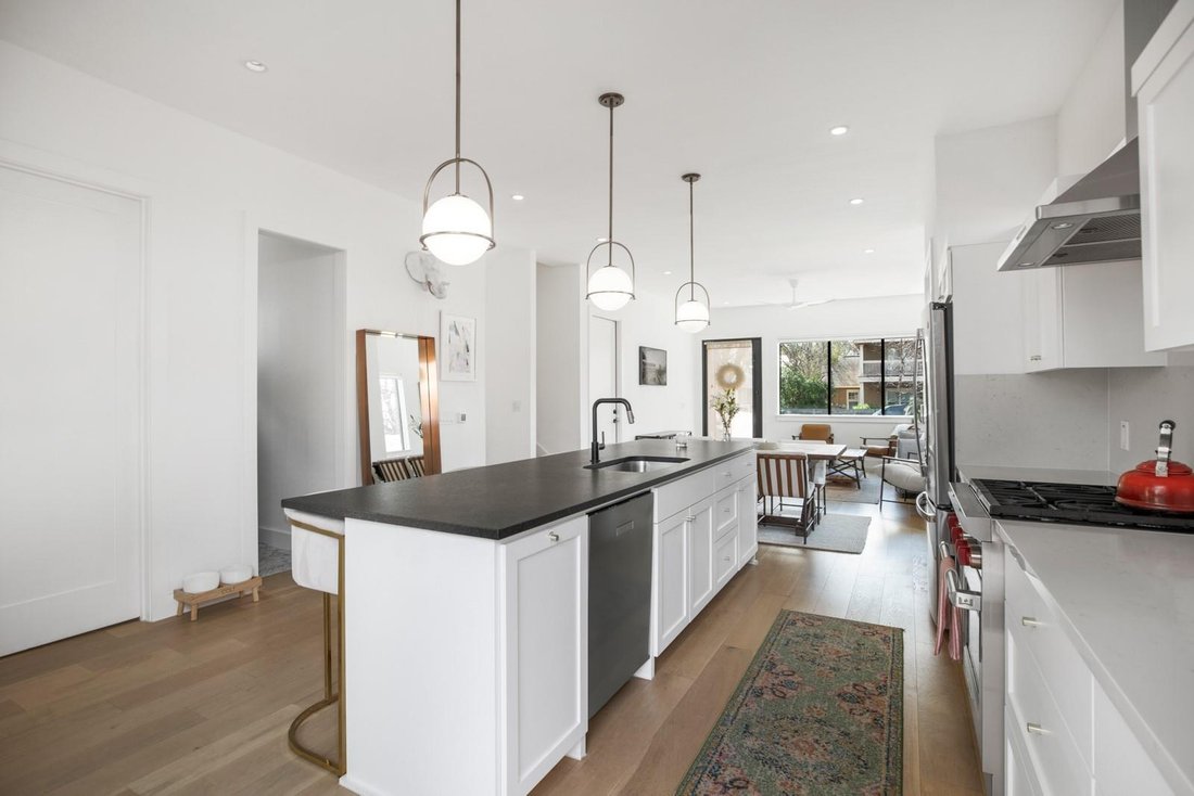 House in Austin, Texas, United States 4 - 17936302