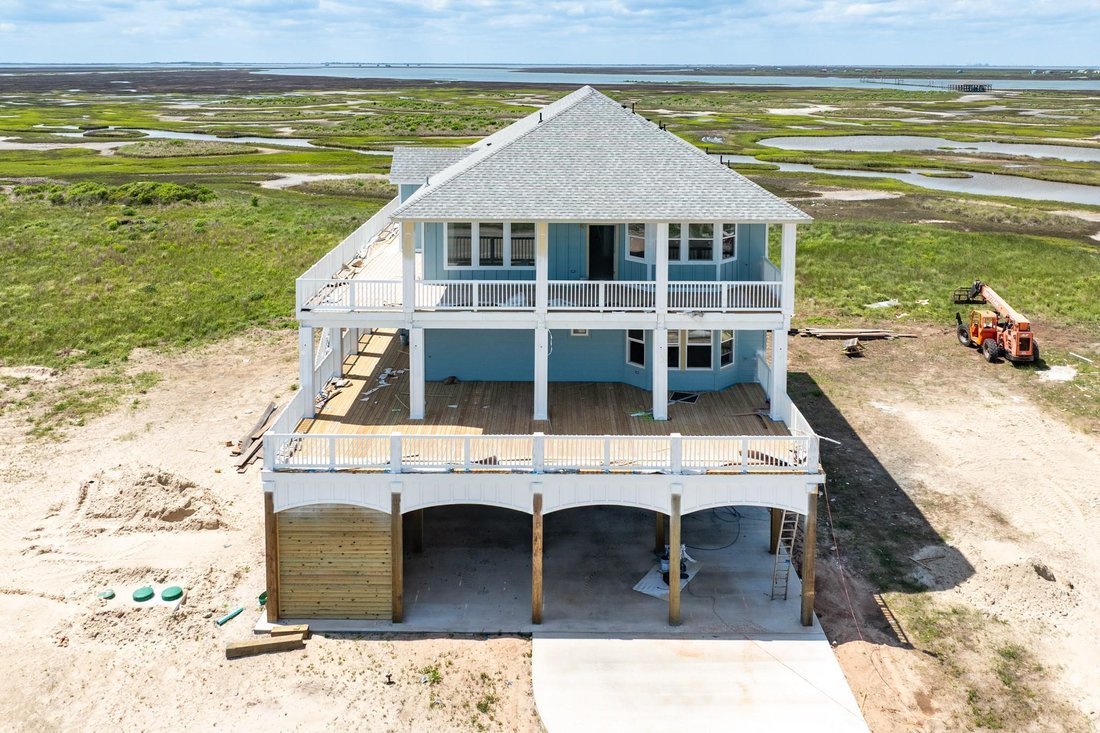 House in Freeport, Texas, United States 1 - 16507962