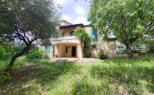 House in Camplanier, Nimes, France 1