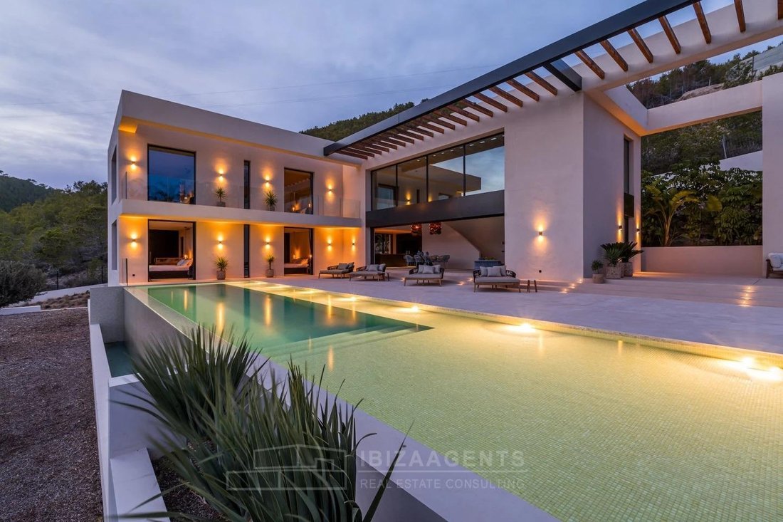 Villa in Ibiza Town, Balearic Islands, Spain 4 - 17941133