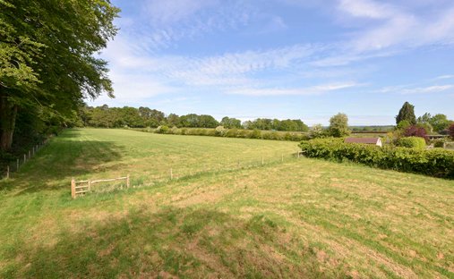 Land in Hurlands, Chiddingfold, England 1