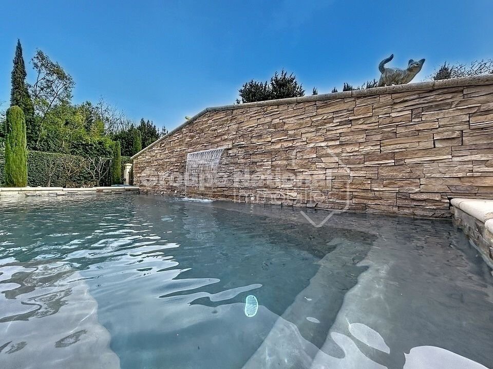 House in Noves, Provence-Alpes-Côte d'Azur, France 3 - 17357116