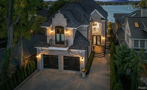 House in Farmington Hills, Michigan, United States 1