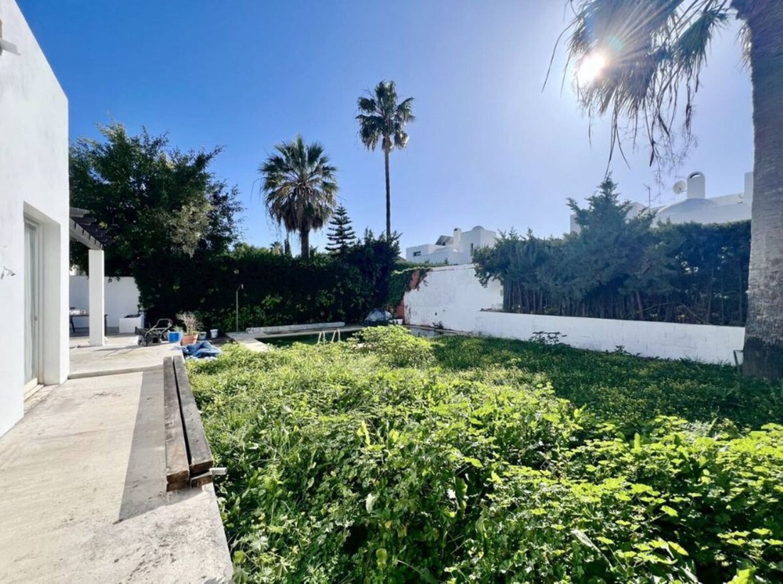 Villa in Puerto Banus, Marbella, Spain 4 - 17930861