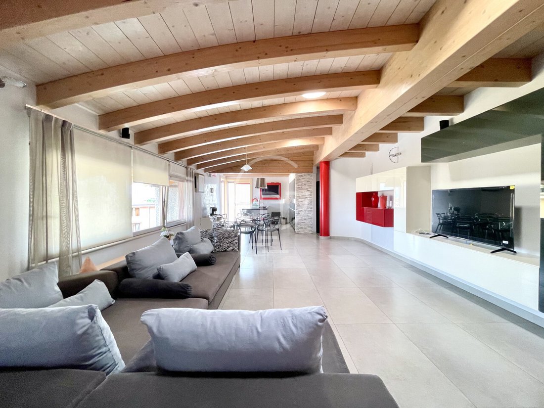 Apartment in Desenzano Centro, Desenzano del Garda, Lombardy 1 - 17931594