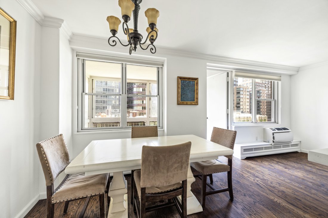 Co Op in New York, New York, United States 3 - 17864372