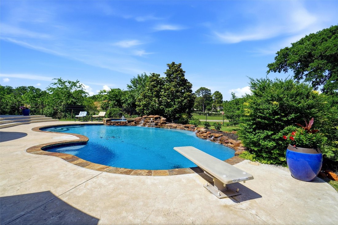 House in Keller, Texas, United States 2 - 17931296