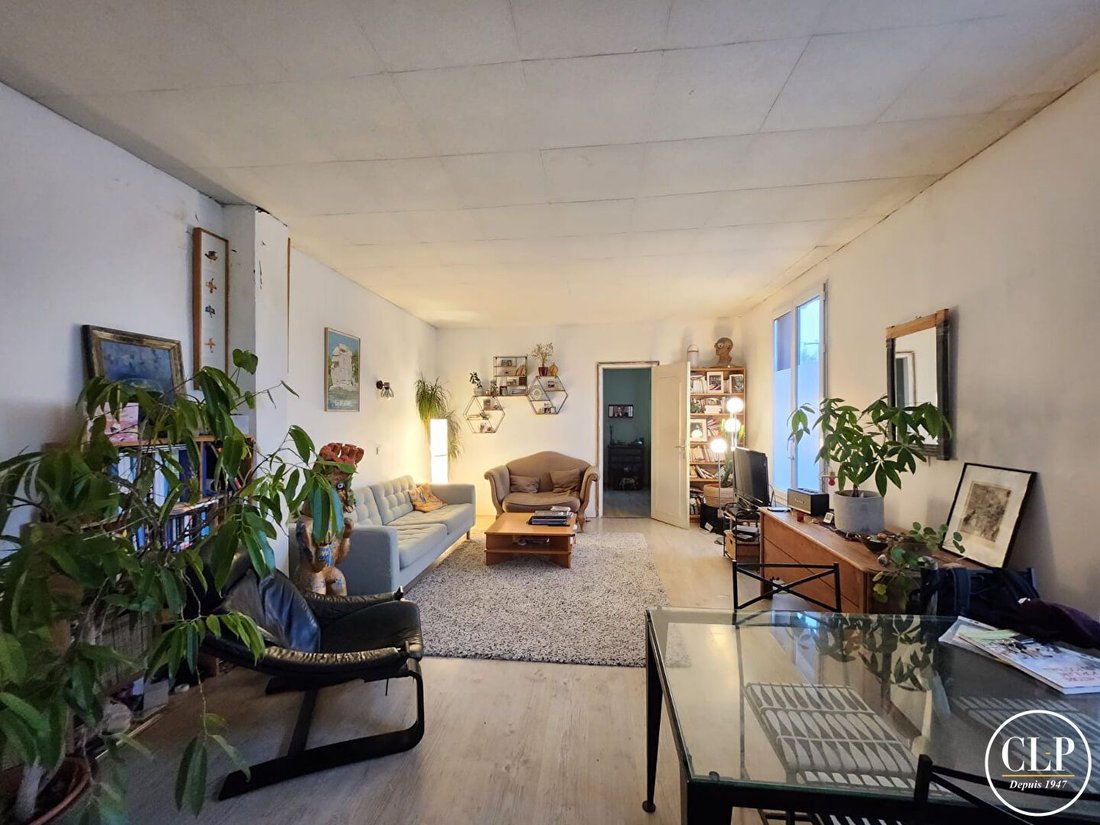 House in Arrondissement of Bobigny, Ile-de-France, France 2 - 16947578