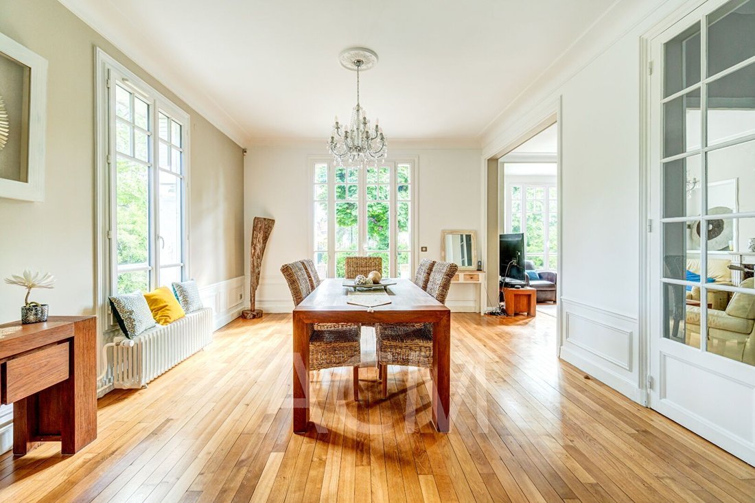 House in Napoleon, Maisons-Laffitte, France 1 - 16065820