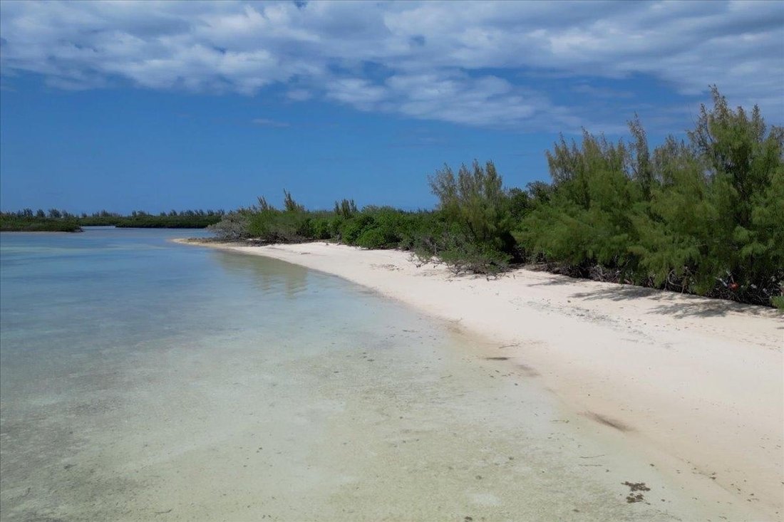 Private Island in Blackwood Village, North Abaco, The Bahamas 5 - 17930421