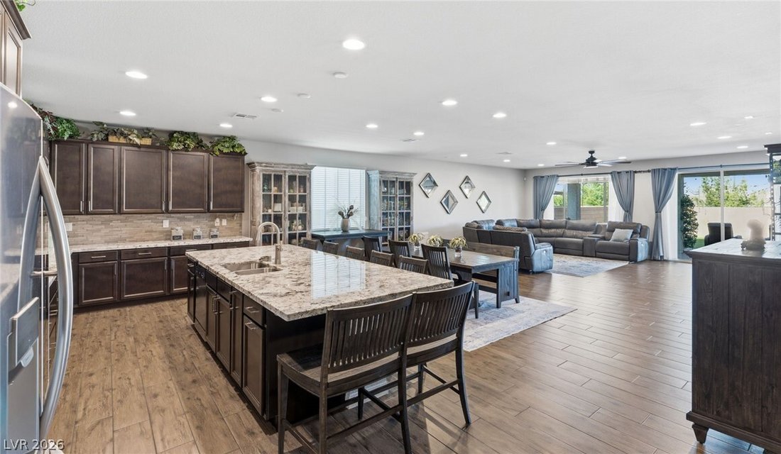 House in Las Vegas, Nevada, United States 4 - 17942291