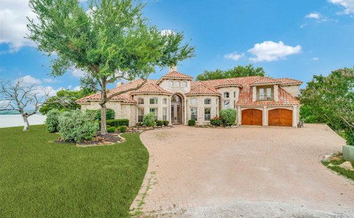 House in Whitney, Texas, United States 1