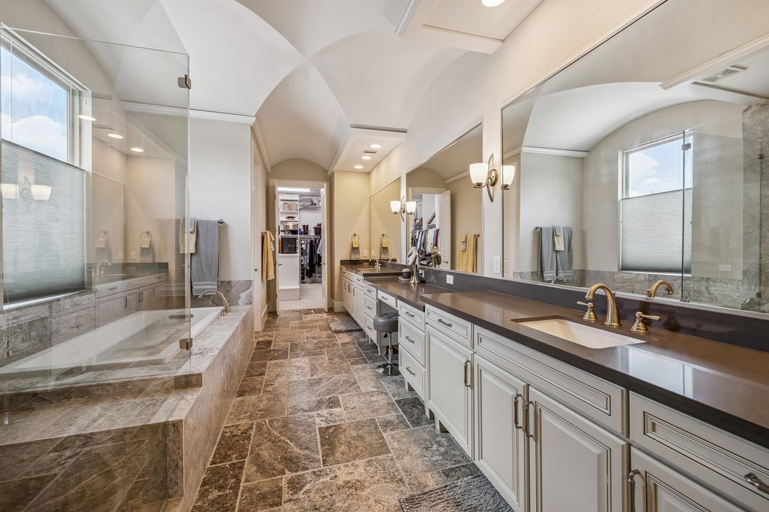 House in Houston, Texas, United States 4 - 17935428