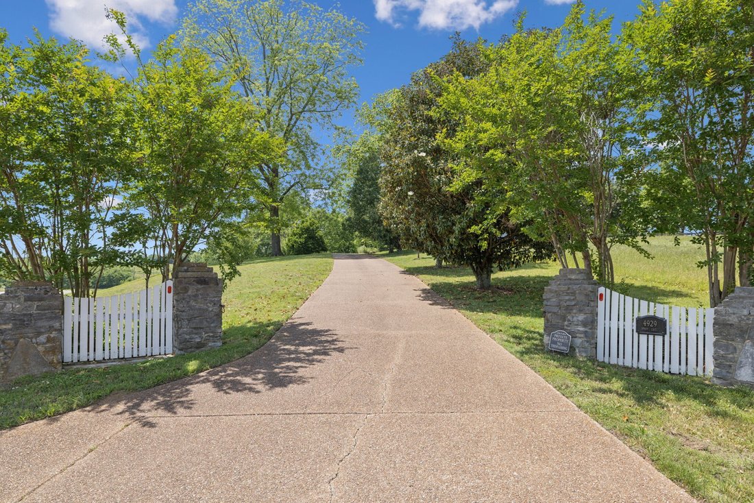 House in Santa Fe, Tennessee, United States 2 - 17929060