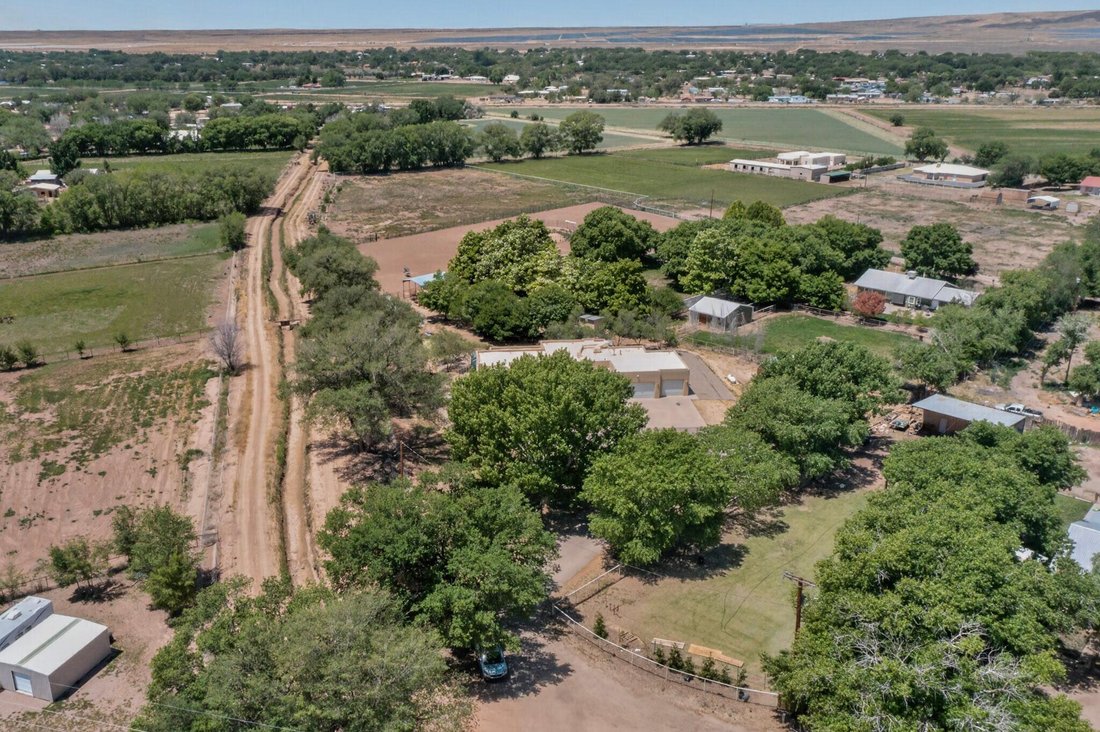 House in Los Lunas, New Mexico, United States 2 - 17928723