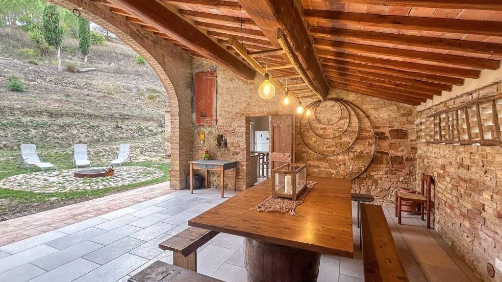 Country House in Montalcino, Tuscany, Italy 1 - 17942436