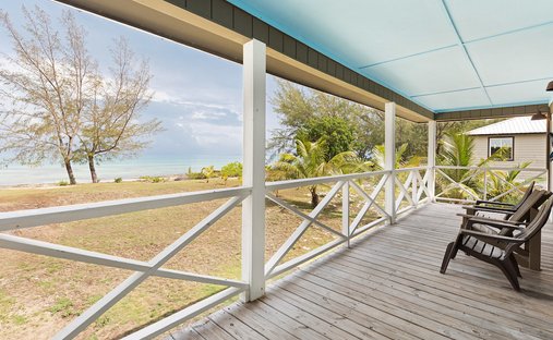 House in Savannah Sound, Central Eleuthera, The Bahamas 1