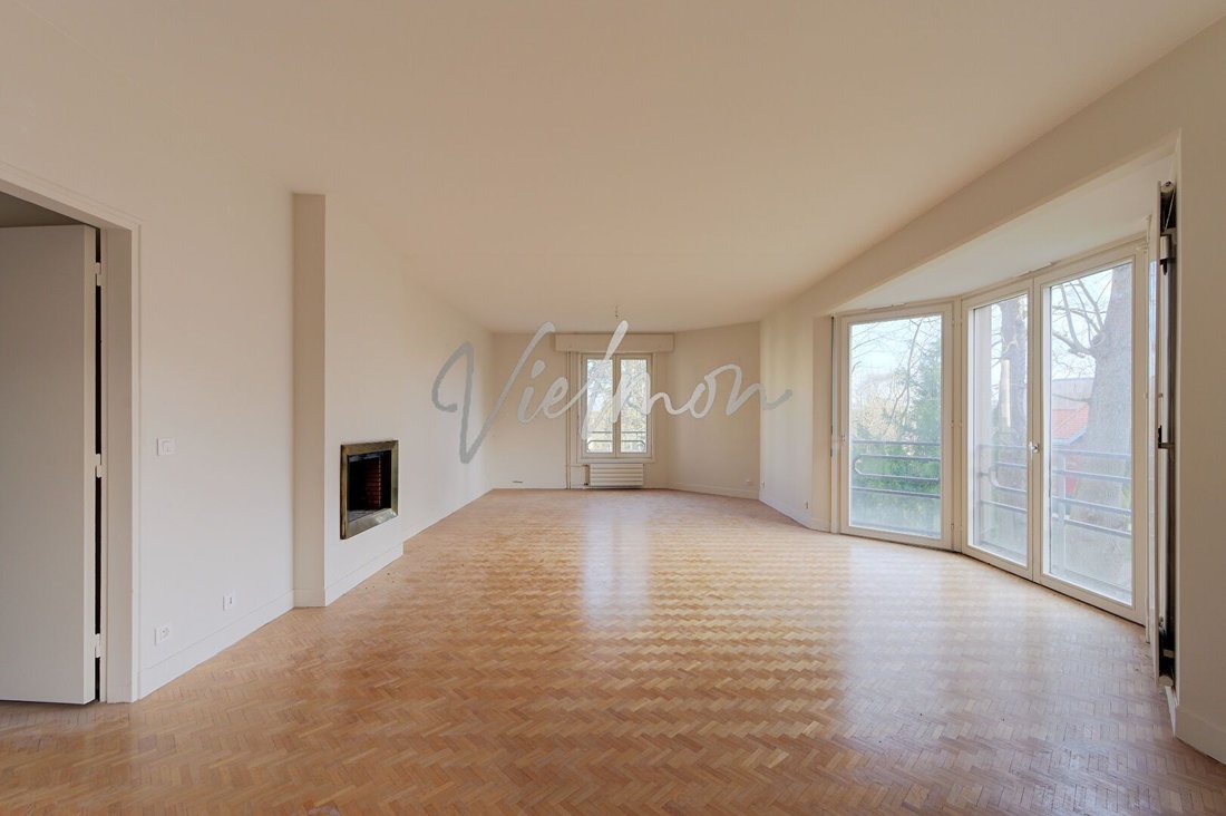 Apartment in Forêt, Saint-Germain-en-Laye, France 1 - 17313134