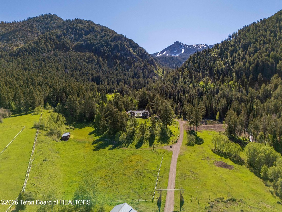 House in Freedom, Wyoming, United States 3 - 17944822