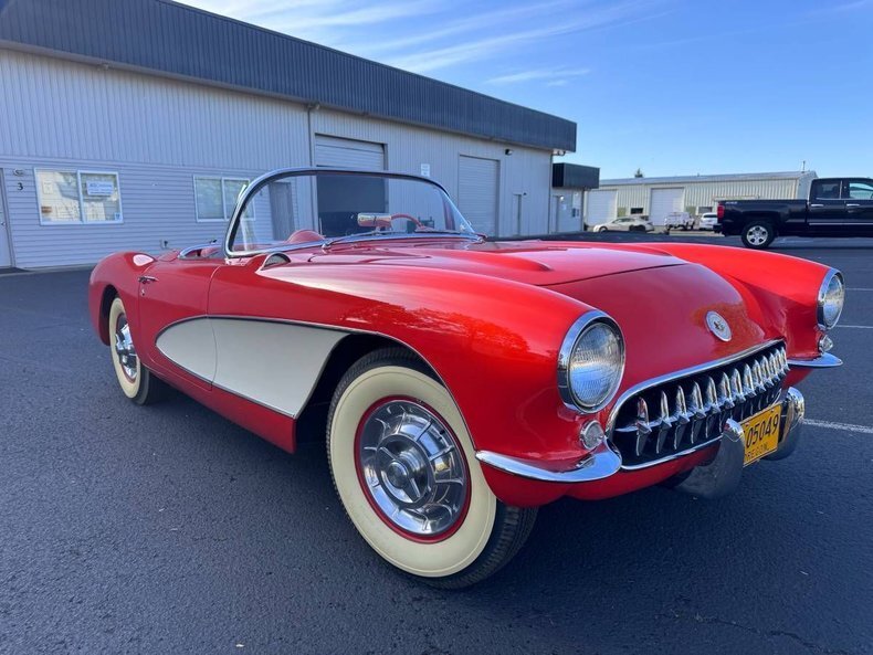 Cabriolet in Glendale, United States 1 - 17936938