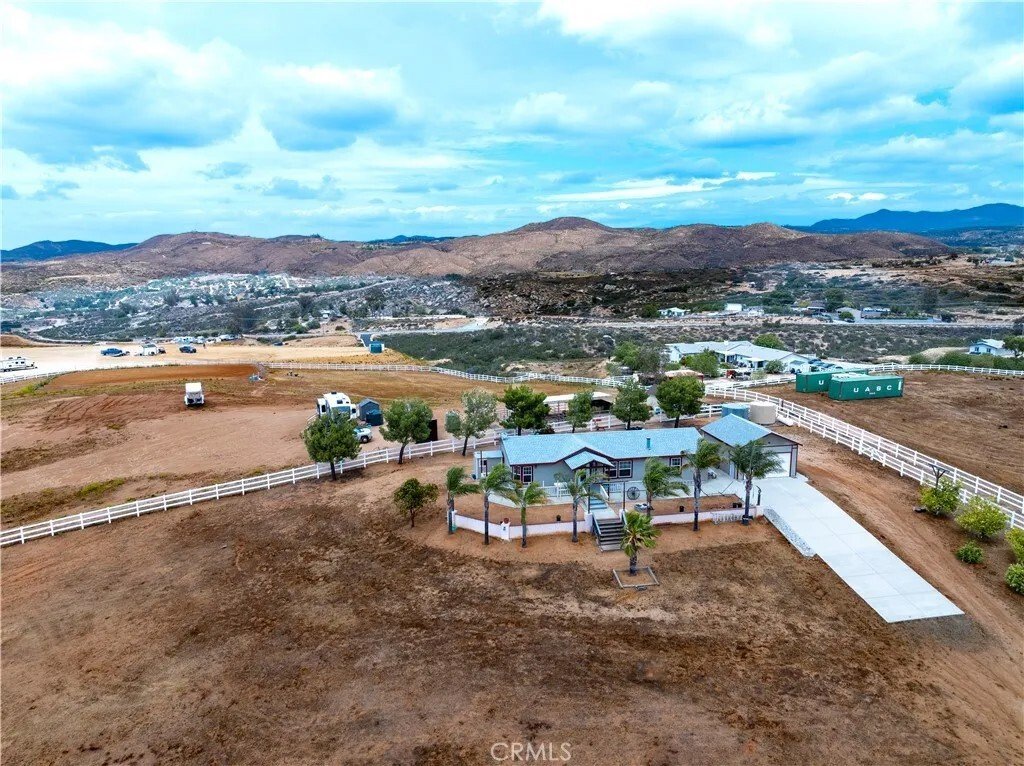 Hemet, California, United States 2 - 17872464