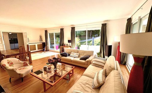 Maison à Centre, Le Pecq, France 1