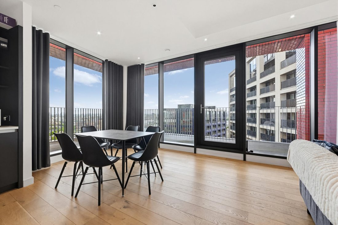 House in Canning Town, Newham, England 3 - 17932777