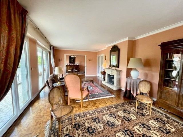 Apartment in Marly-le-Roi, Ile-de-France, France 1 - 16099350
