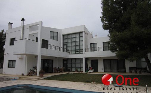 House in Rafina, Attica, Greece 1